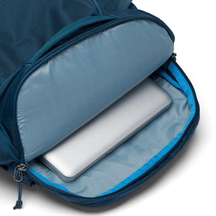 Cotopaxi Mente 32L Daypack - Cada Dia Abyss Cotopaxi