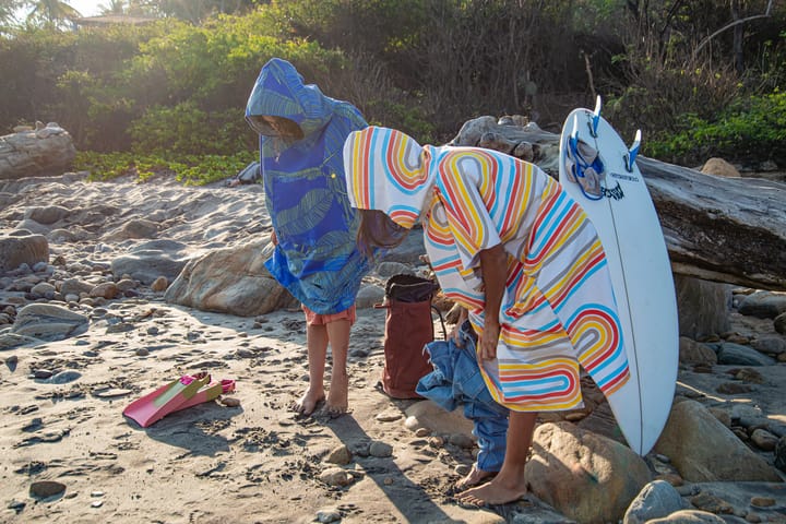 Packtowl Changing Poncho Botanical Packtowl