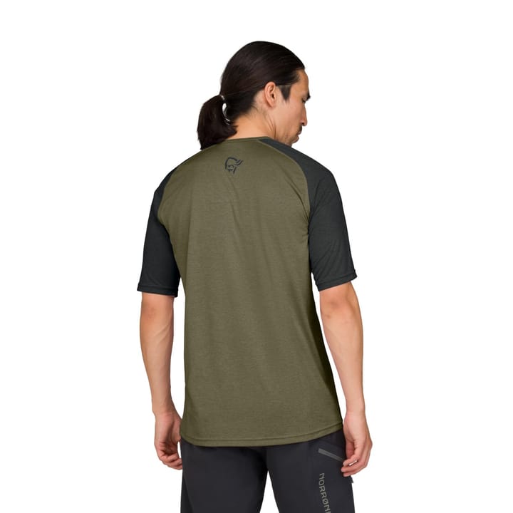 Norrøna Fjørå Equaliser Lightweight T-Shirt M'S Olive Night Norrøna