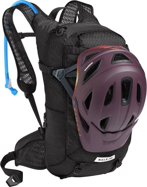 CamelBak Women's M.U.L.E. Pro 14 Black/White CamelBak