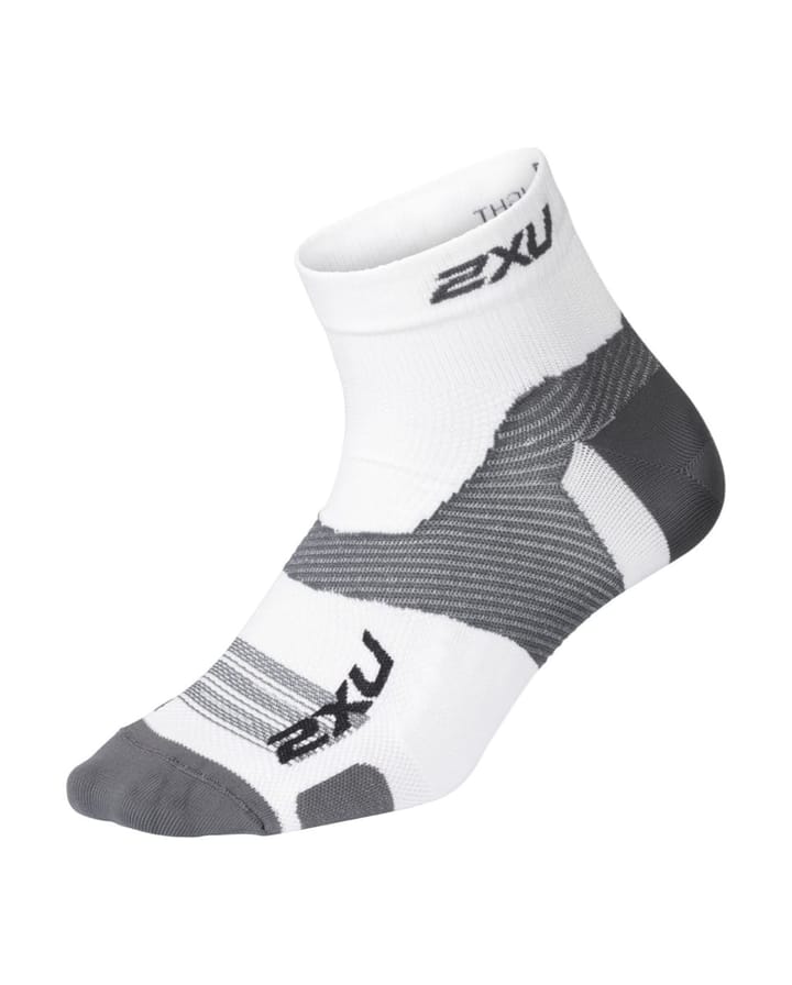 2XU Vectr Ultralight 1/4 Crew Soc White/Grey 2XU