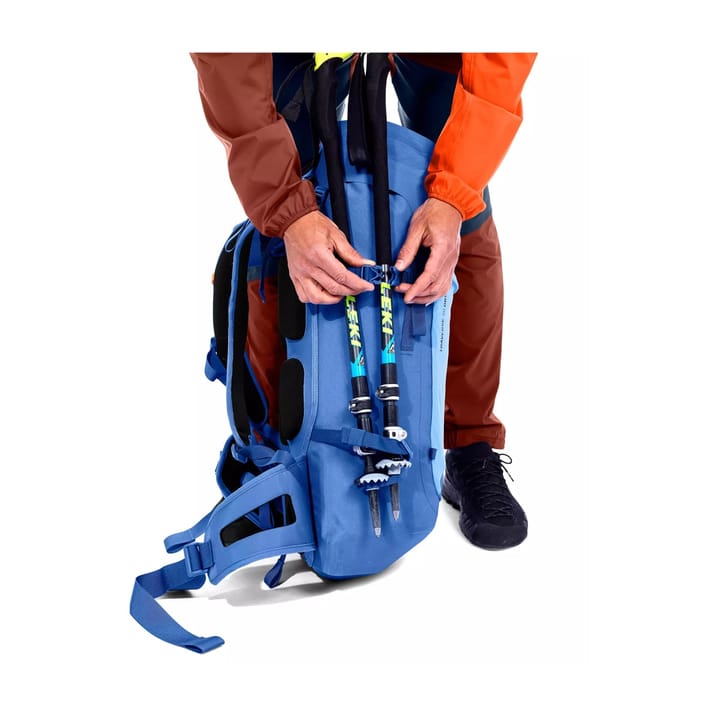 Ortovox Traverse 30 Dry Just Blue Ortovox