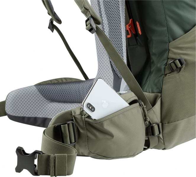 Deuter Men's Futura Air Trek 60+10 Ivy-khaki Deuter