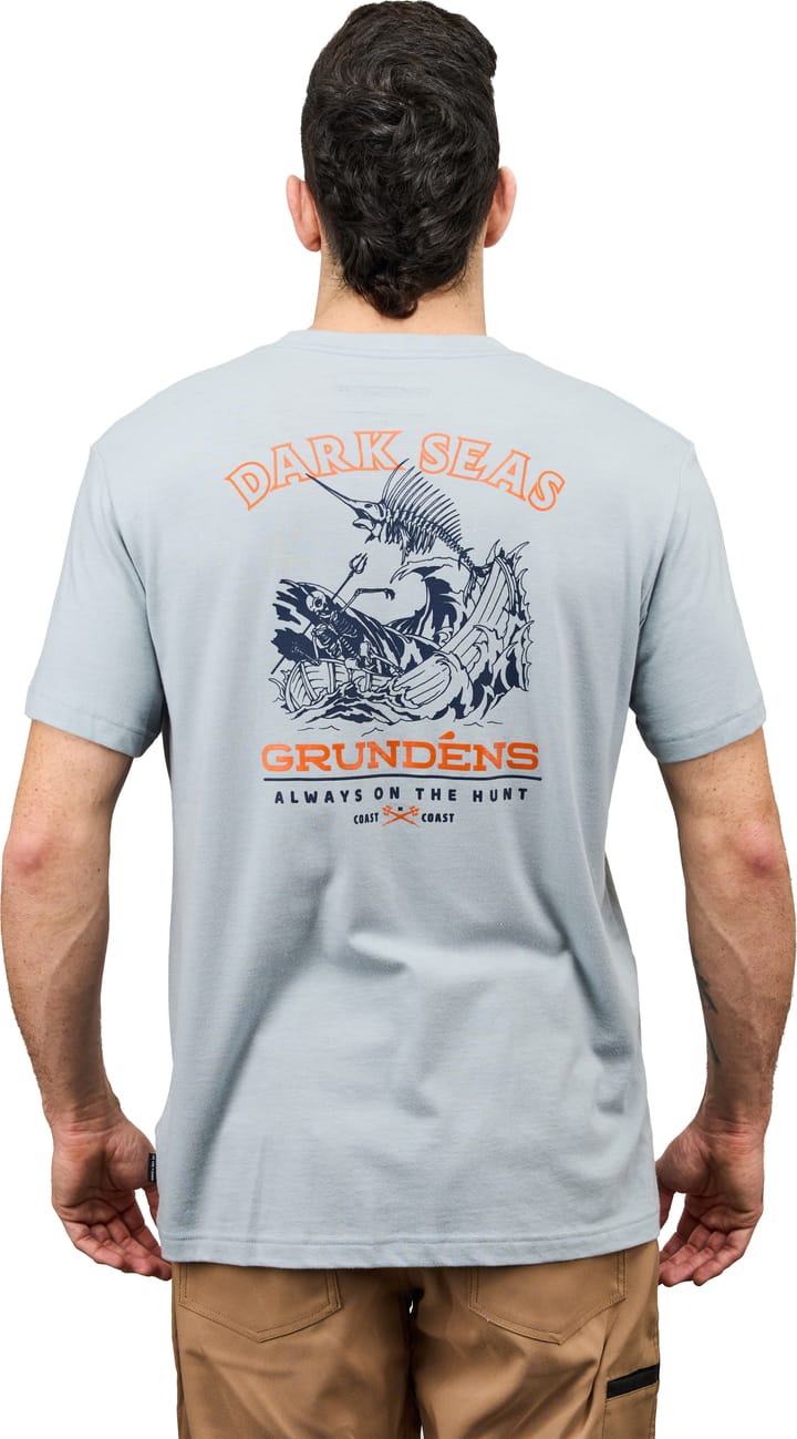 Grundéns Men's Dark Seas X Grundens Battlelines short sleeve T-Shirt Silver Grundéns