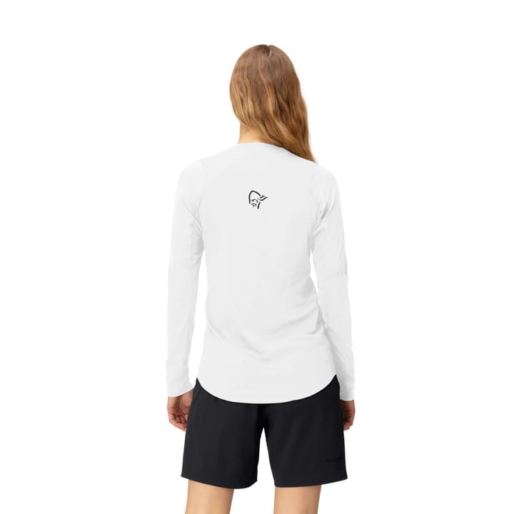 Norrøna Women's Senja Equaliser Lightweight Long Sleeve  Snow White Norrøna