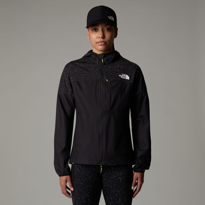 The North Face Women's Higher Run Wind Jacket TNF Black/TNF Black Trail Reflective Print The North Face