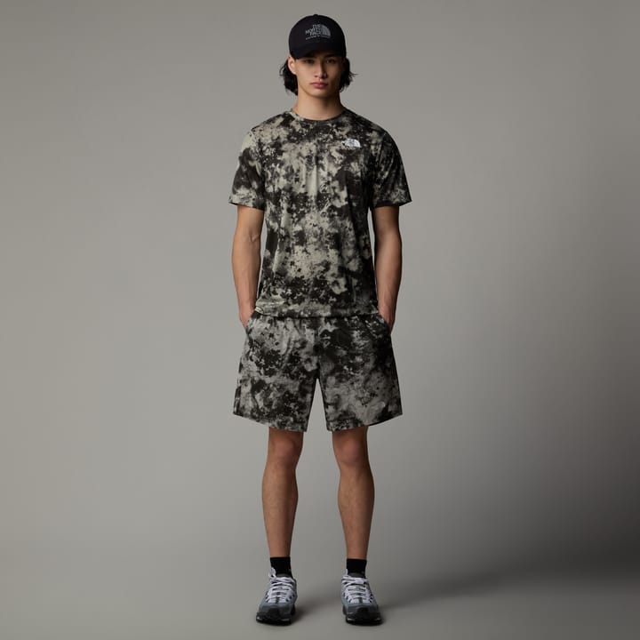 The North Face Men's 24/7 Printed Shorts Clay Grey Micro Halfdome Print/New Taupe Green The North Face