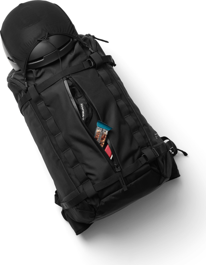 Db Backcountry Backpack 25L Black Out Db