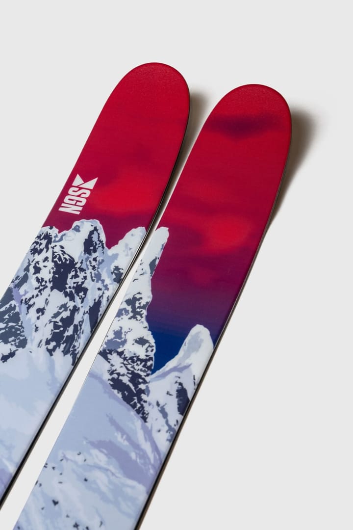 SGN Skis Hurrungane Red Storm Artwork SGN skis