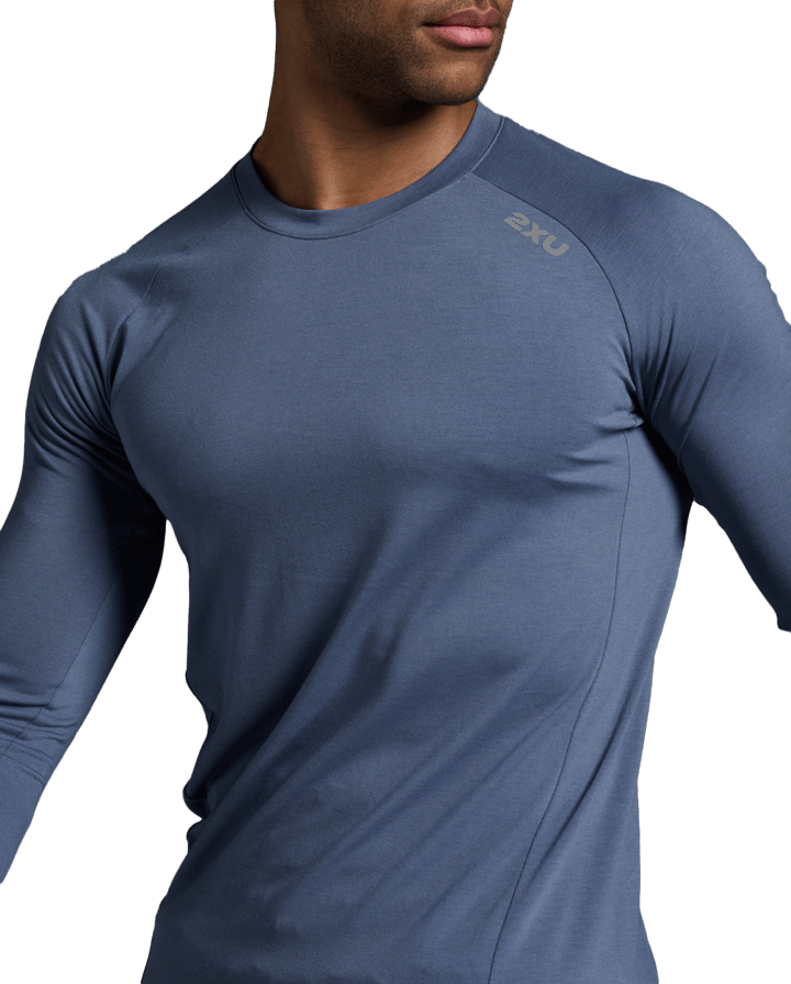 2XU Men's Ignition Base Layer Long Sleeve Indigo/Silver Reflective 2XU