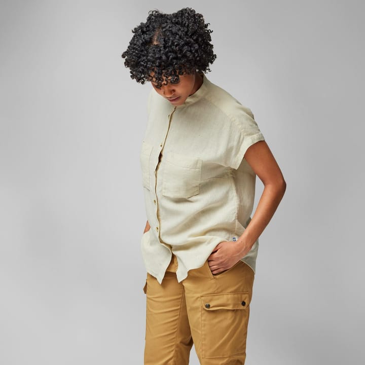 Fjällräven Women's Övik Hemp Shirt Short Sleeve Chalk White Fjällräven