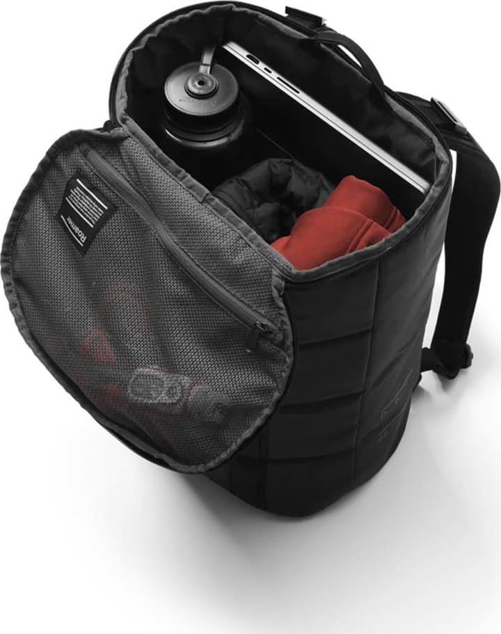 Db Roamer Duffel Pack 25L Reflective Black Db