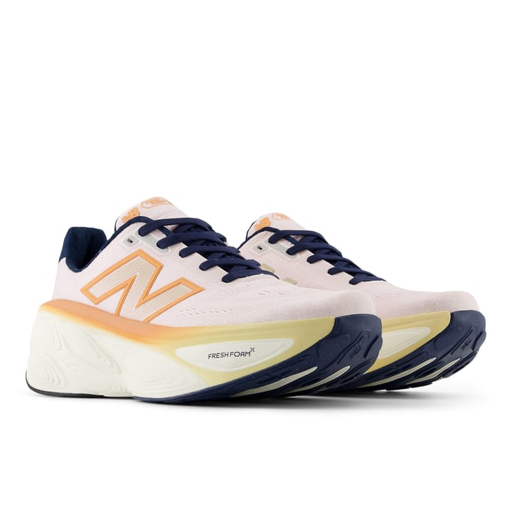 New Balance Women's Fresh Foam More V5 Pink New Balance