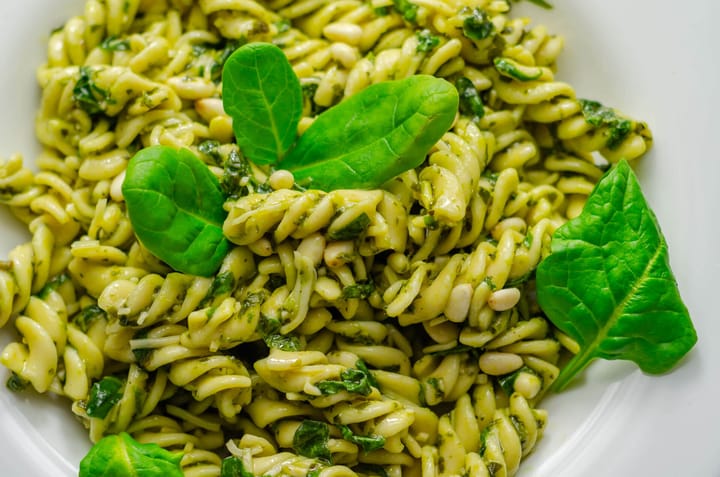 Adventure Menu Fusilli with Spinach and Walnuts Nocolour Adventure Menu