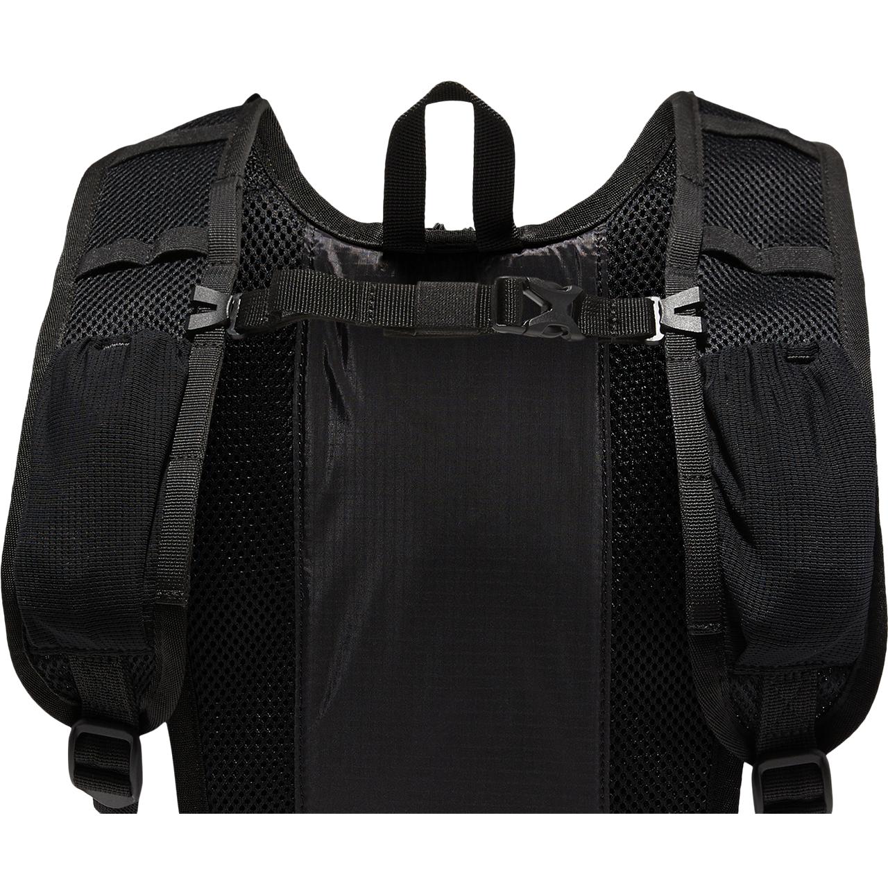 Asics hotsell lightweight backpack