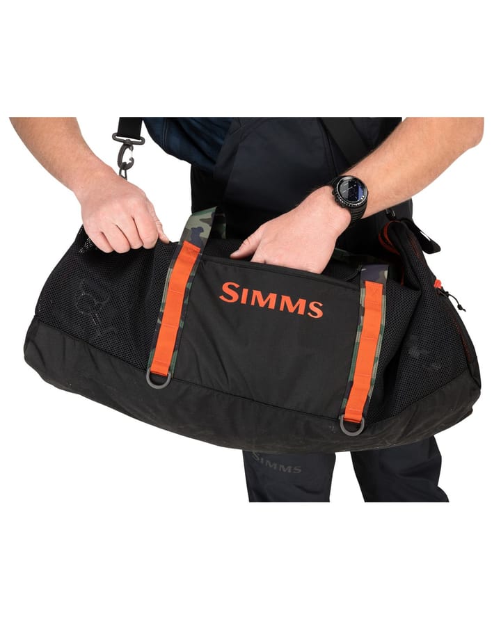 Simms Simms Challenger Mesh Duffel Hex Flow Camo Carbon Simms