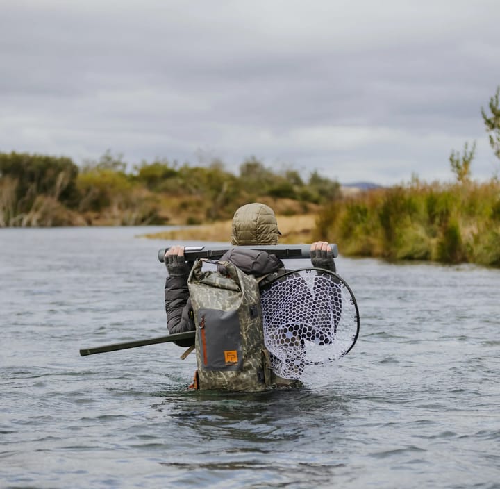 Fishpond Fishpond Wind River Roll-Top Backpack Eco Shadowcast Camo 38l Fishpond