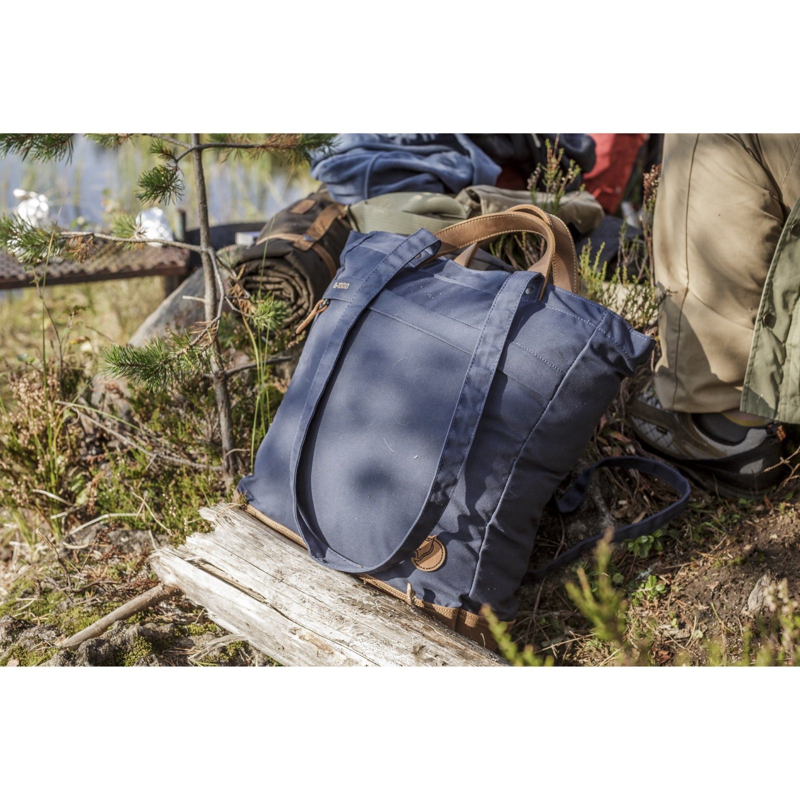 Fjallraven Totepack No.2 Black Buy Fjallraven Totepack No.2 Black here Outnorth