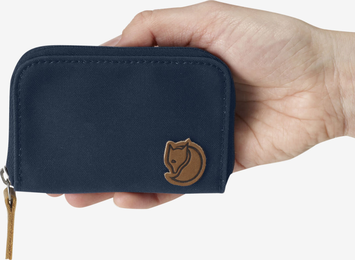 Fjallraven Zip Card Holder Navy Buy Fjallraven Zip Card Holder Navy here Outnorth