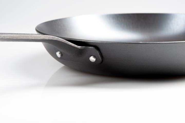 GSI Outdoors Guidecast Frying Pan 12 Black GSI Outdoors