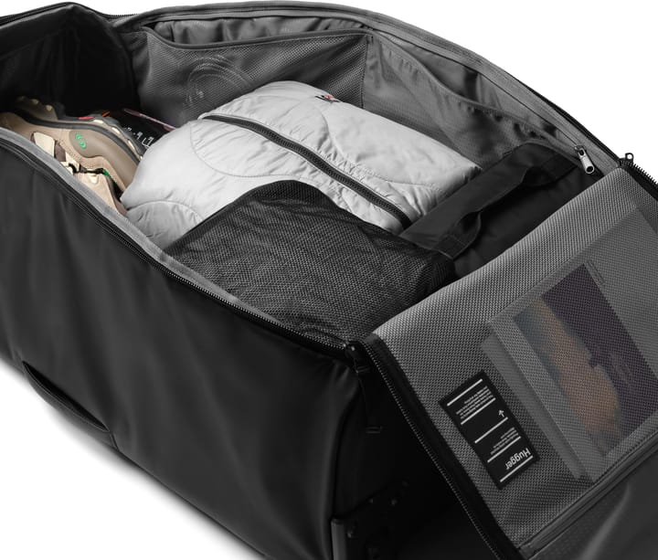 Db Hugger Roller Bag Check-In 90L Black Out Db