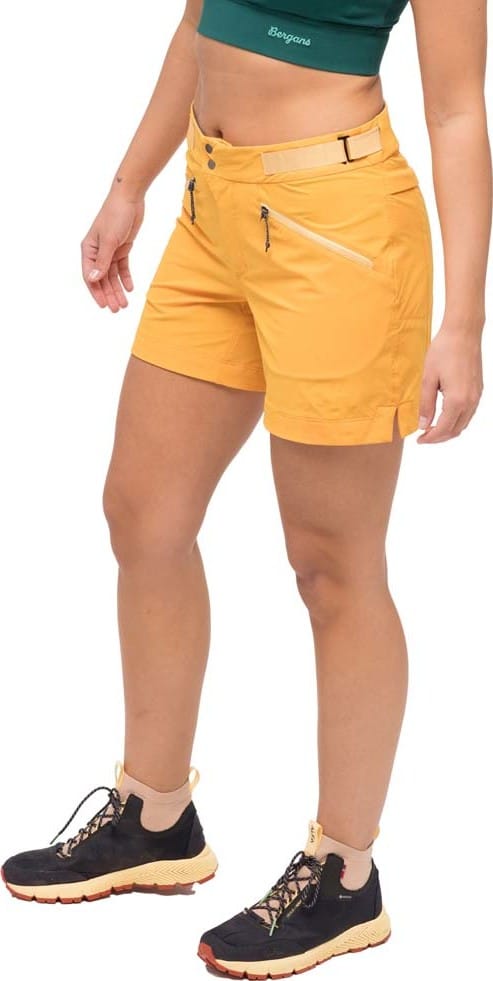 Bergans Women's Tind Softshell Shorts  Marigold Yellow Bergans