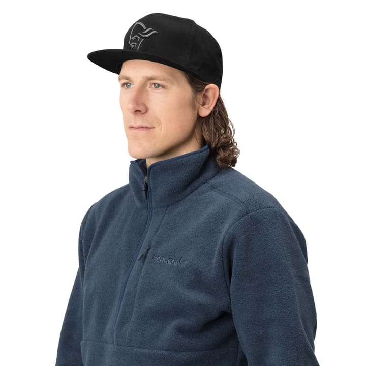 Norrøna /29 Snap Back Cap Caviar Black Norrøna