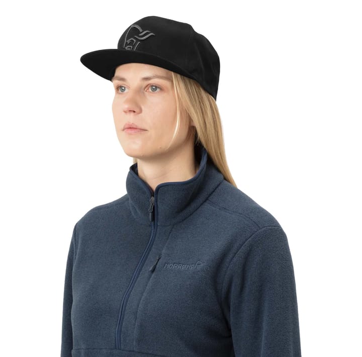 Norrøna /29 Snap Back Cap Caviar Black Norrøna