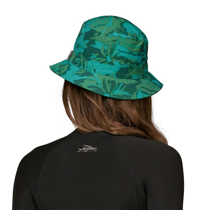 Patagonia Wavefarer Bucket Hat Water People Banner: Cliffs And Waves Conifer Green Patagonia