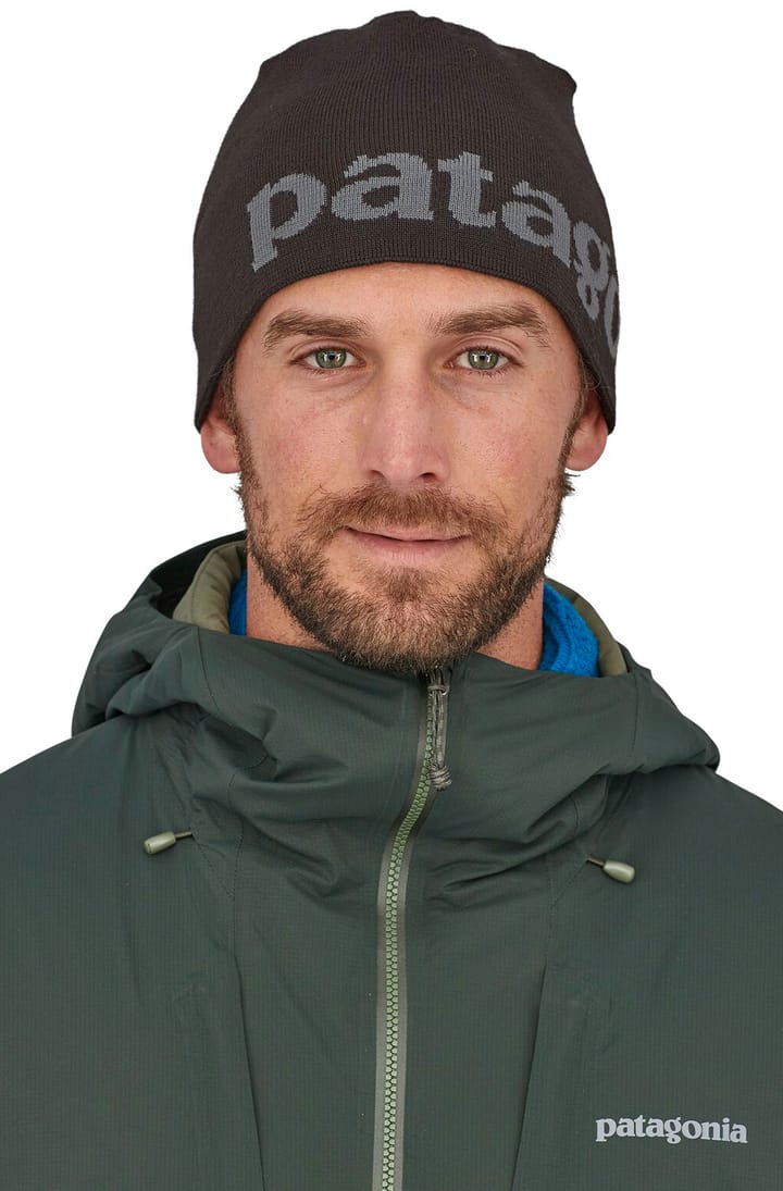 Patagonia Beanie Hat Logo Belwe: Black Patagonia