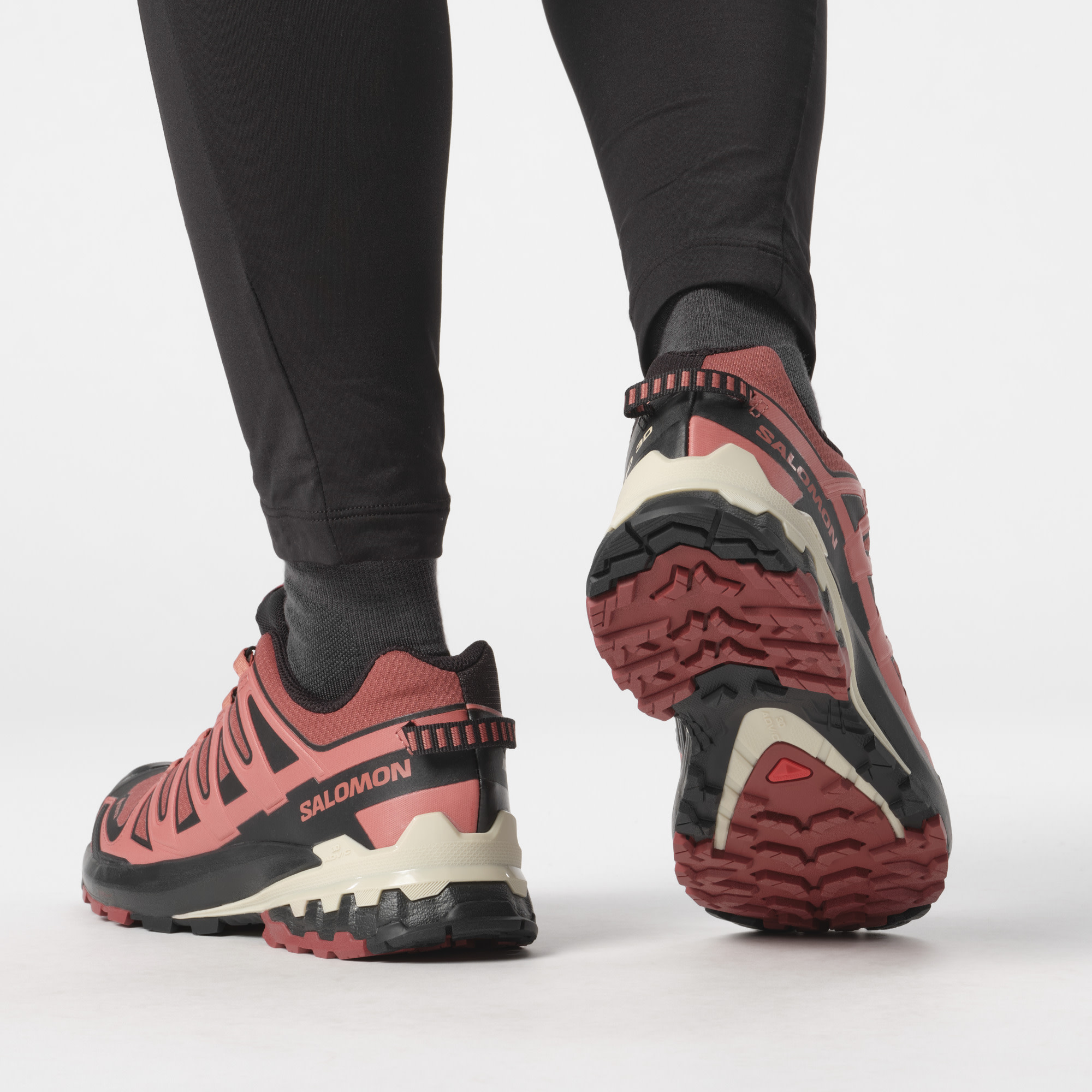 Salomon XA PRO 3D V9 GTX - Hiking shoes - black/faded rose