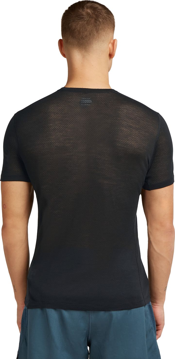 Icebreaker Men's Merino 75 Cool-Lite Featherlight Shortsleeve Crewe Black Icebreaker