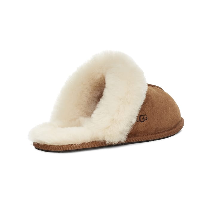 UGG Women's Scuffette II       Chestnut UGG